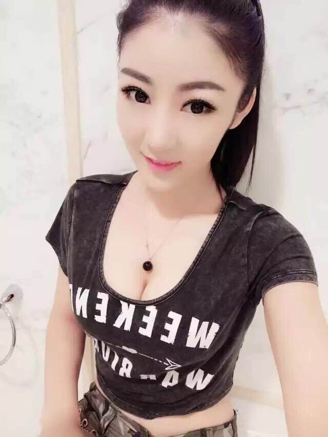 漂亮妹妹找实力哥哥带走 第1张