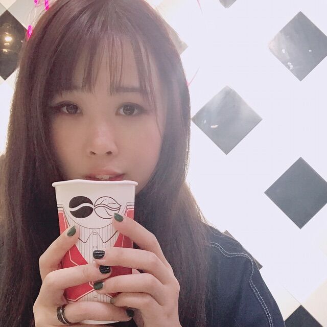 身材娇小软妹纸想找个长期哥哥，照片本人。 第1张