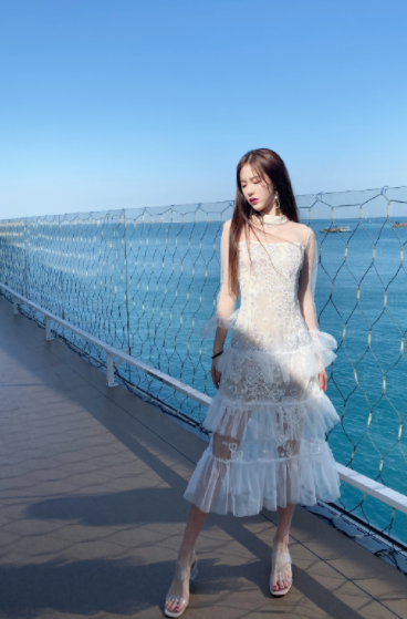 身材好邻家女孩，可清新也可性感。真心求包 第1张