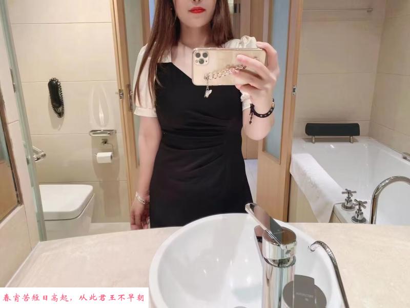 骚的一批身材火辣 第3张