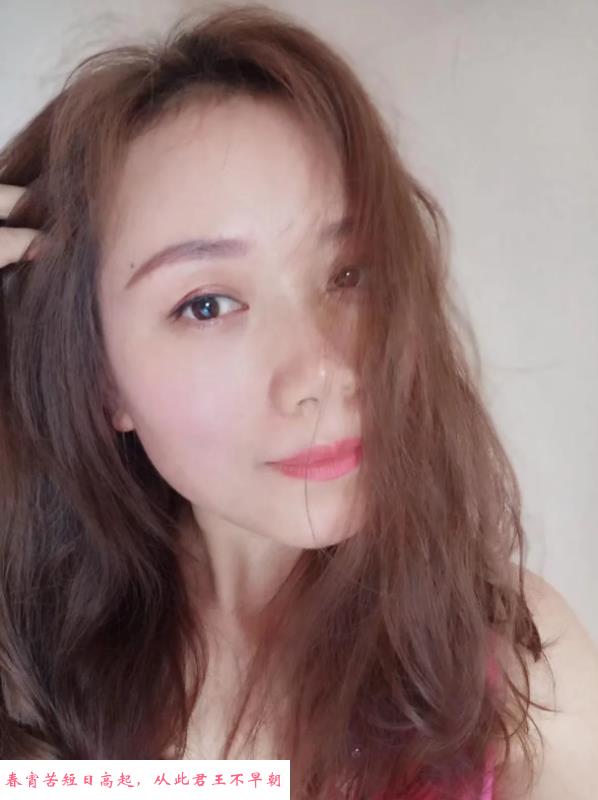 服务系高挑轻熟女佳佳 第1张