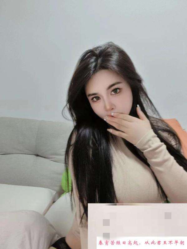 江宁童颜巨乳CC 第1张