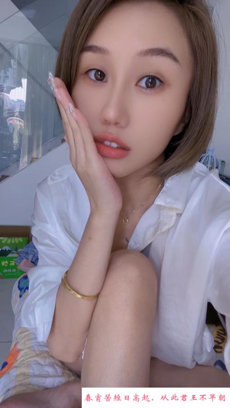 海珠笑容甜美的小姐姐 第1张