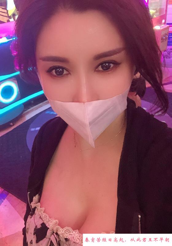 栖霞区性感小妖精 第2张