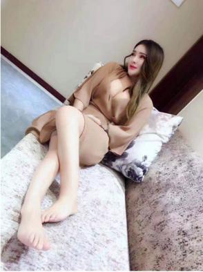 刚下海的年轻小姐姐 第1张