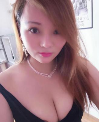 服务系熟女妹子 第1张