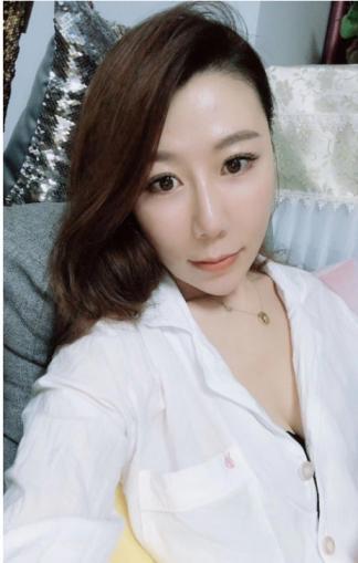 罗湖服务之星安安 第1张