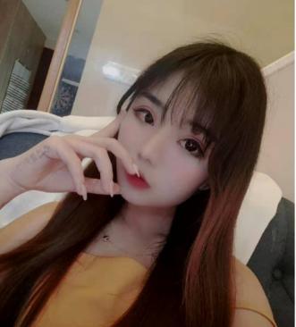 拱墅00后嫩妹 第1张