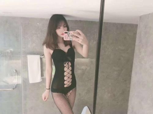 眼睛会说话的仙女 第1张