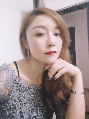 海口望海国际周边~漂亮的轻熟女 第1张