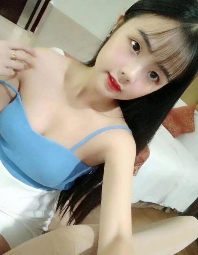 渝中区小婉:温柔可亲身材好,酷似女友胜邻家 第1张