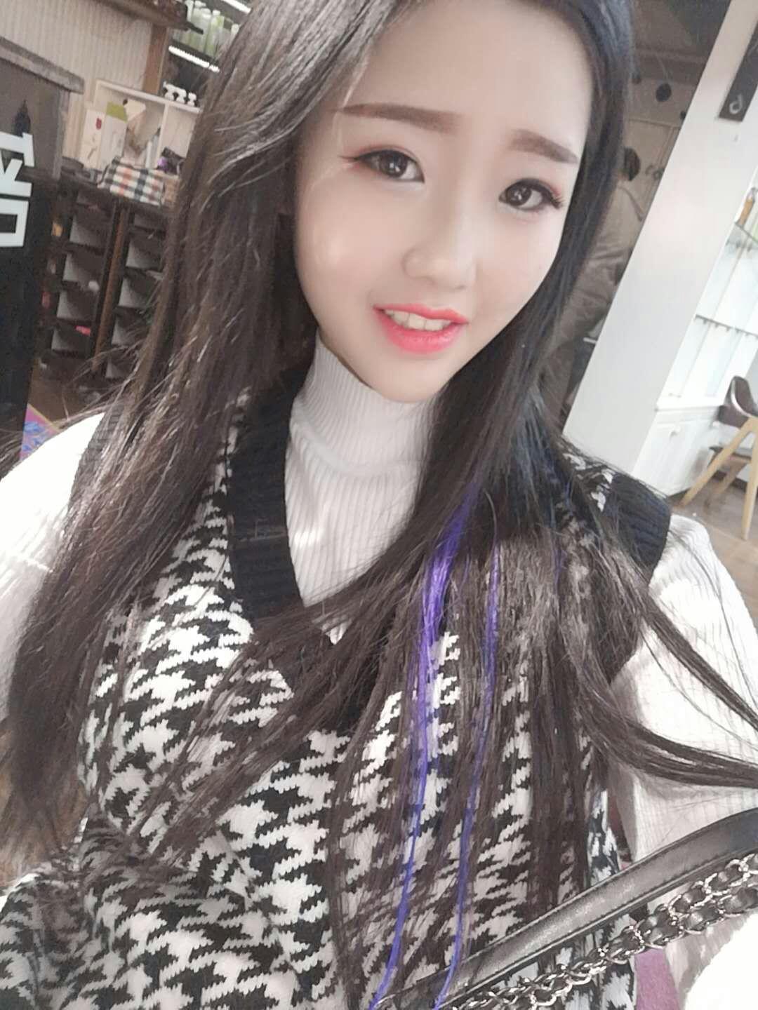 体验超嫩妹子 第2张