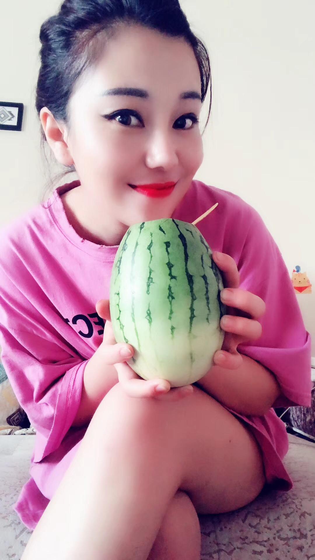 成都温江风骚小丰满型mm，佳佳 第2张