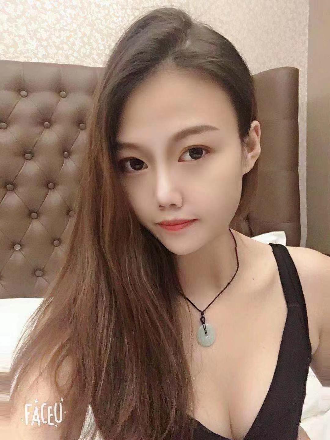 2020年7月22乖巧听话非常放的开的小妖精 第3张