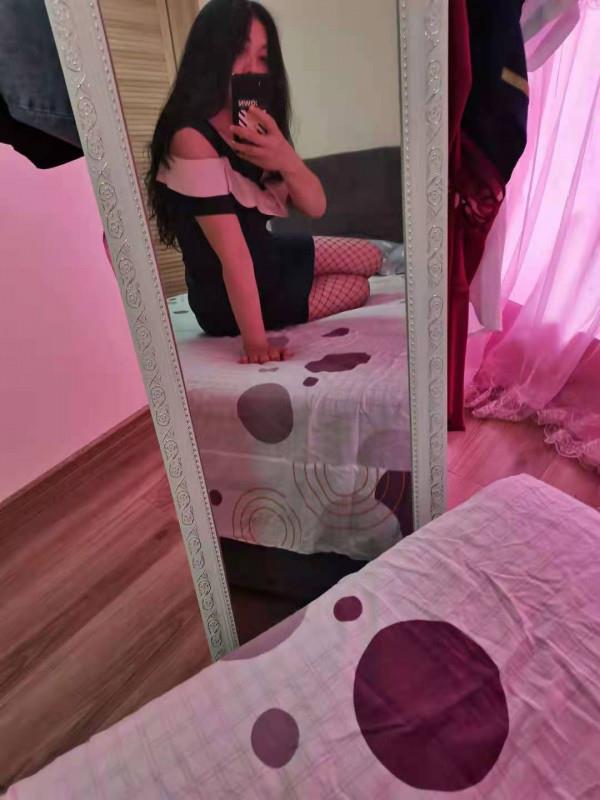 丝袜控服务系少妇 第4张