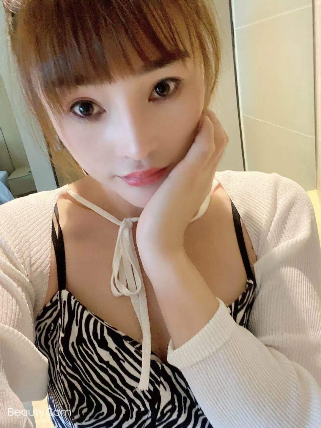 襄阳很nice极品身材火辣妹 第1张