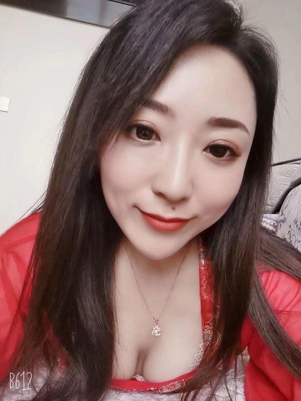 纪家庙小姐姐 第1张