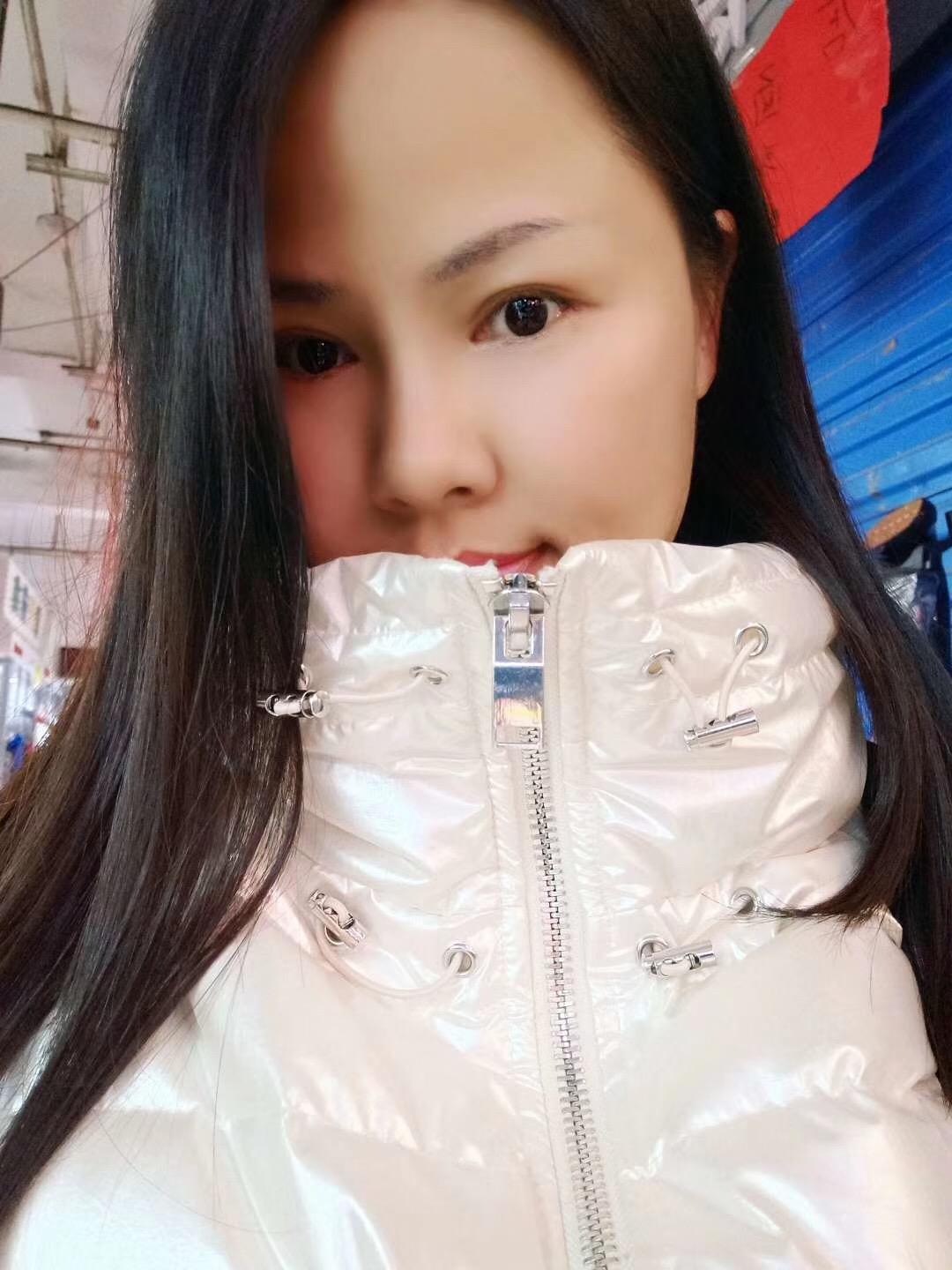 新余火车站妹子 第1张