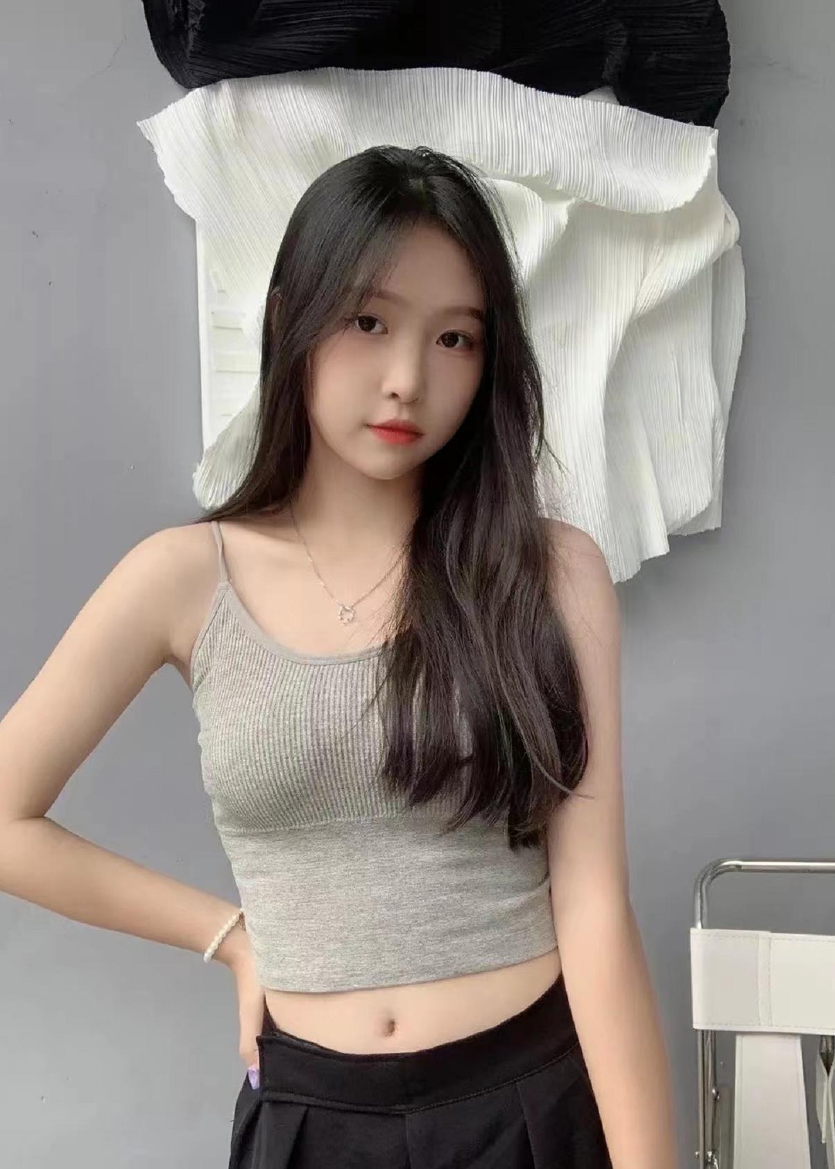 小可爱小丽，身材小丰满，声音入骨，服务走心 第1张