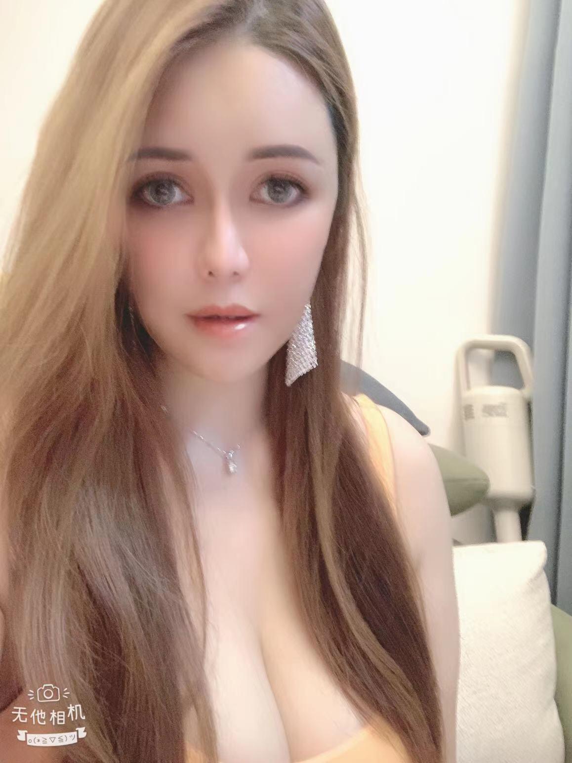 中澳混血小奶牛，天生细腰巨乳肥臀 第2张