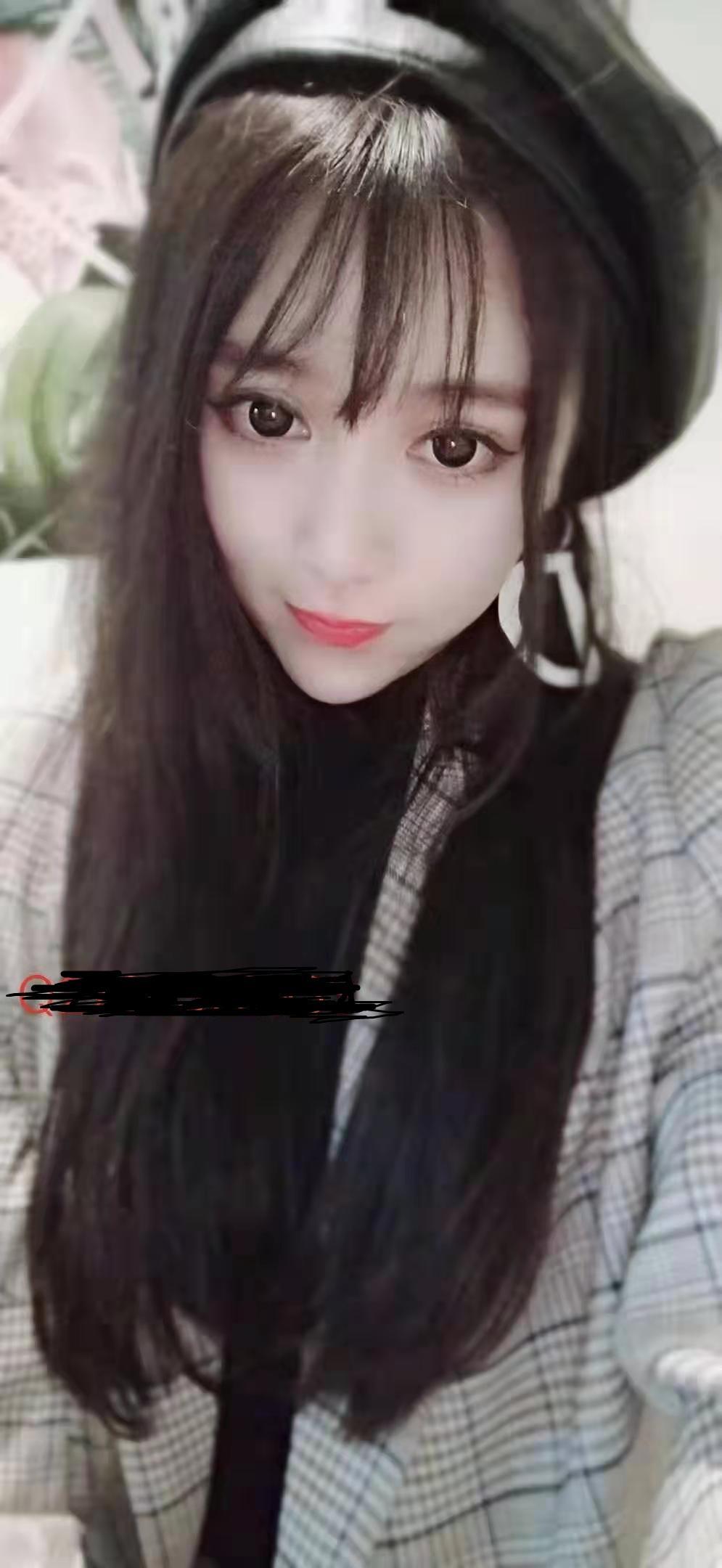 大连地头不错的妹子 第1张